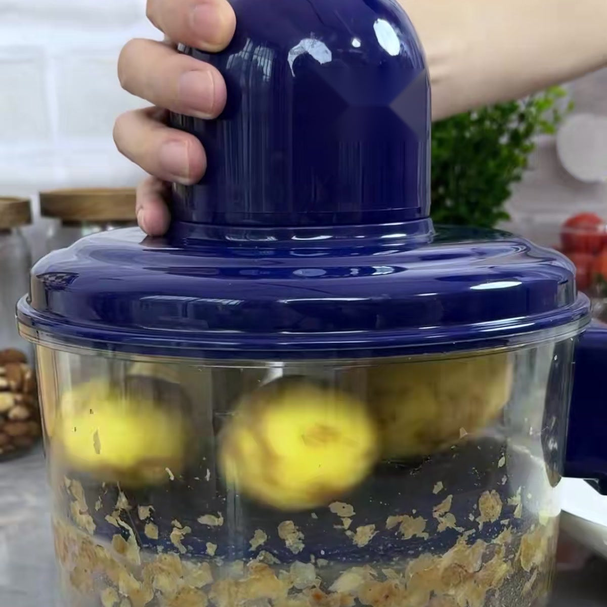 Potatoes peeling inside SpinPeel — real demo